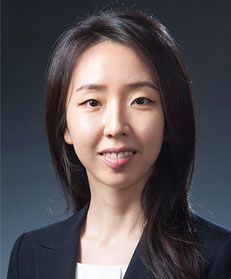 Elizabeth J Shin