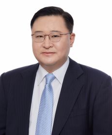 John P Bang