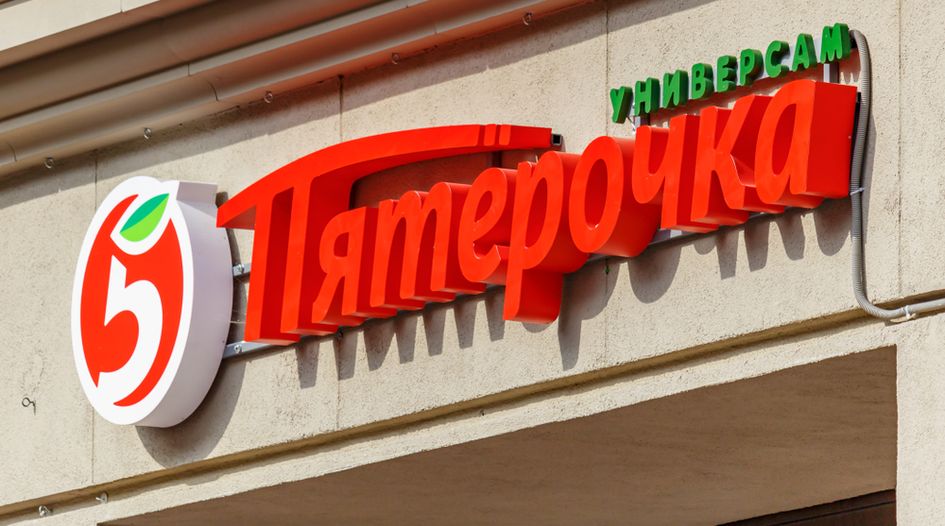 Russia raids supermarkets over price hikes