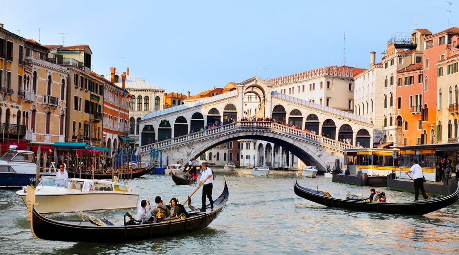 Conflicting views on “esoteric” crypto trading at IBA’s Venice summit