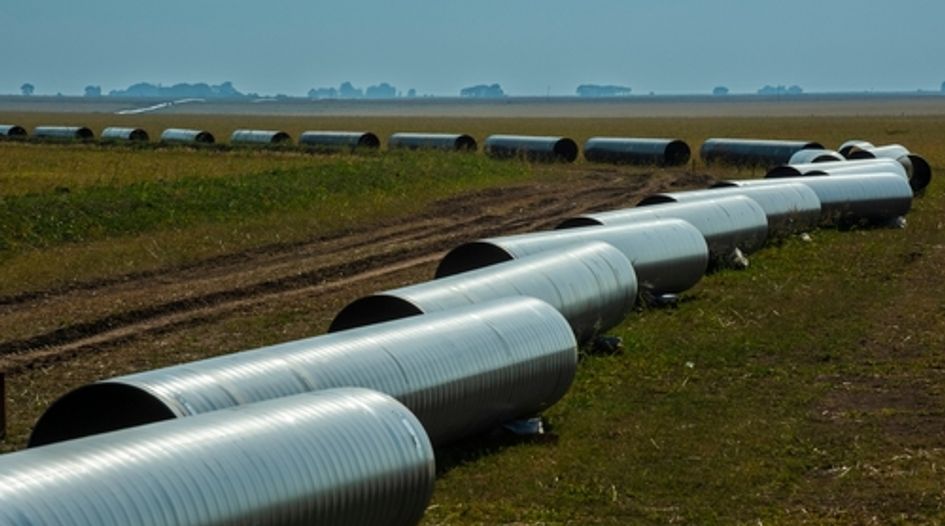 Bruchou and TCA guide oil pipeline offering