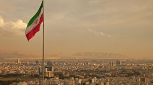 Iranian state entity fails to unseat panel in US$32 billion case