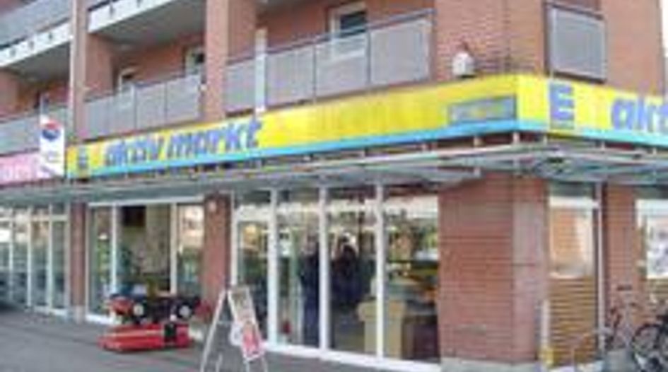 FCO calls supermarket out on abusive contracts