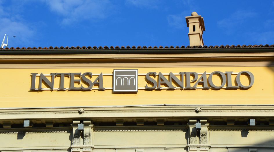 Italy probes Intesa Sanpaolo/UBI