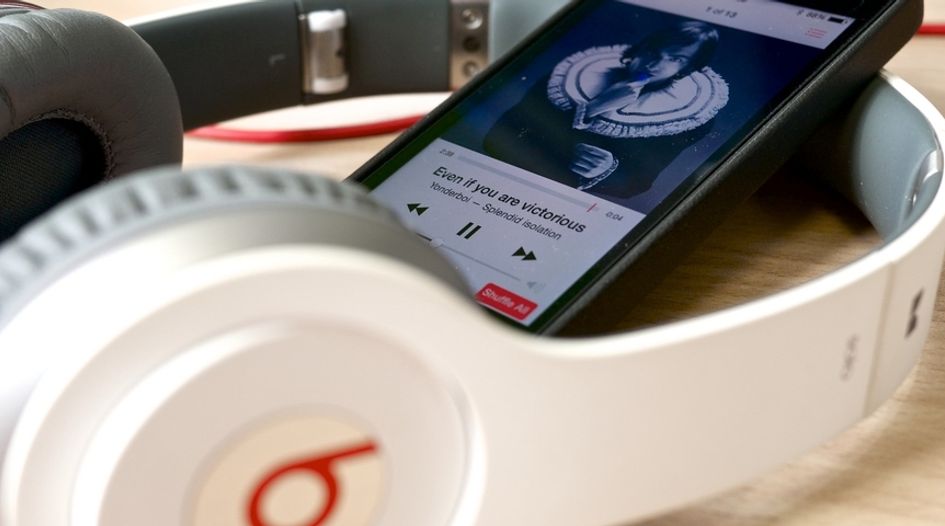 US probing Apple over Beats plans