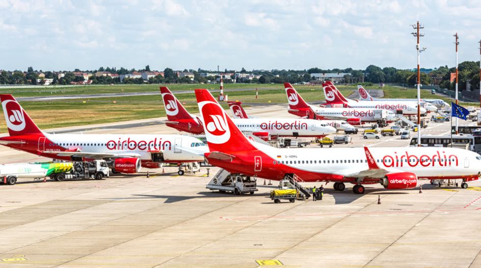 Rivals circle Air Berlin after insolvency filing