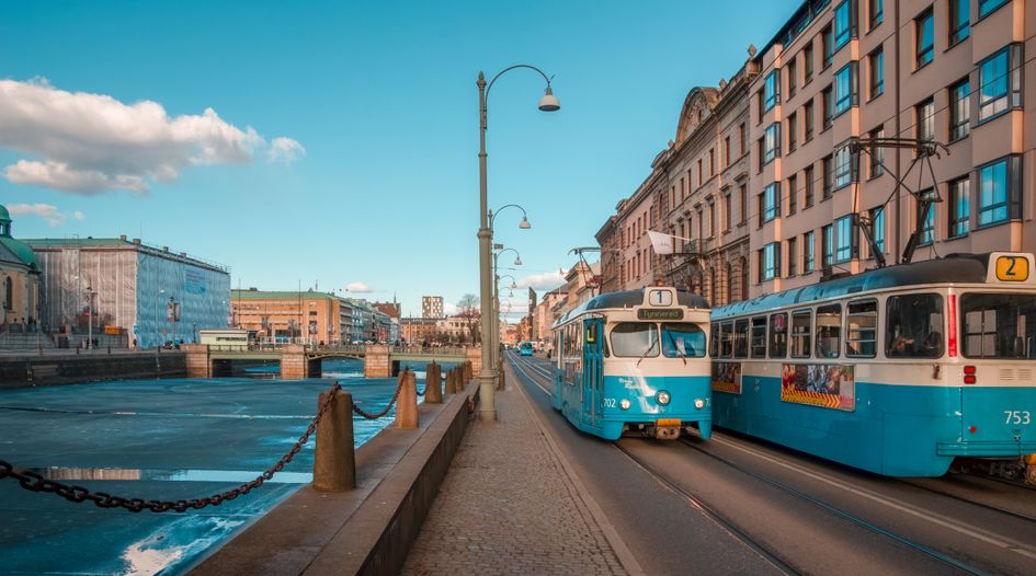 Gothenburg wins damages over defective trams