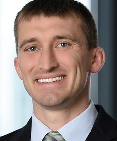 Andrew J Avsec