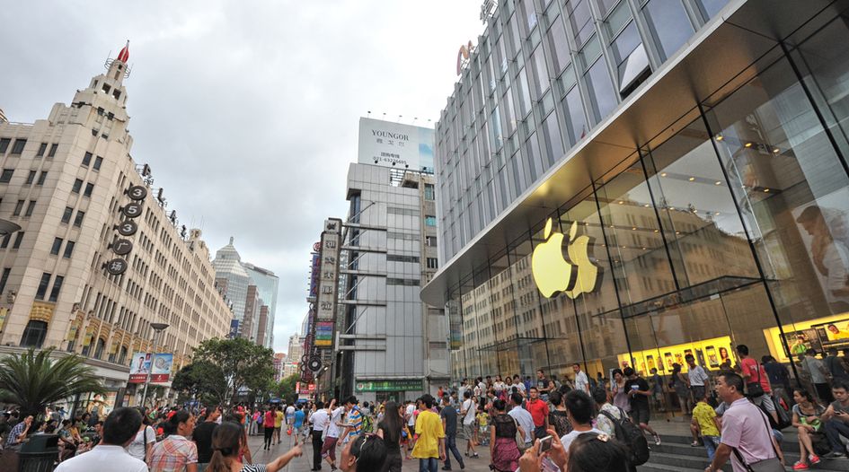 War of words over Apple’s compliance with Chinese court order