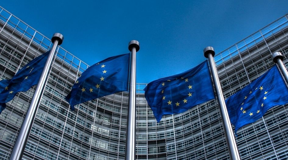 EU drops LCD panel probe