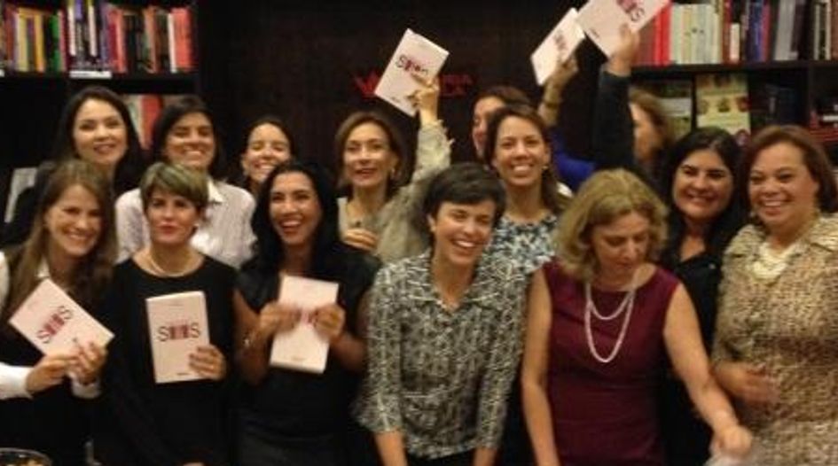 Jurídico de Saias celebrates fifth anniversary with book launch