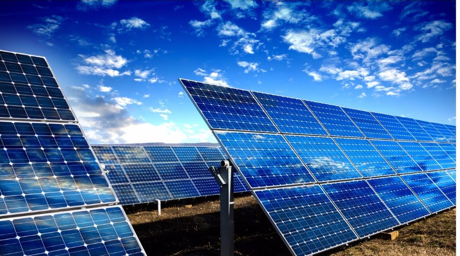 US trade commission rules in favour of bankrupt solar companies