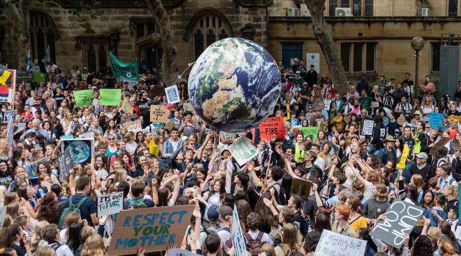 New study examines tension between ECT and climate law