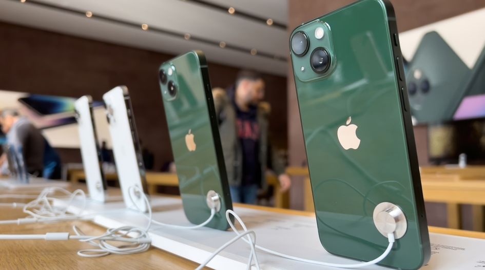 French court cuts record €1.1 billion Apple fine