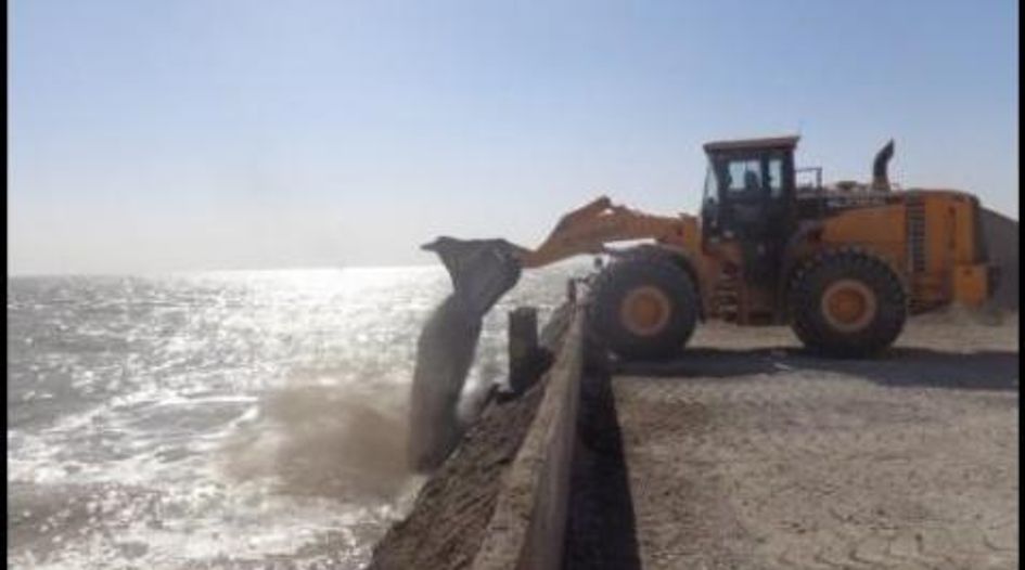 Dutch court enforces Iraqi sea wall award