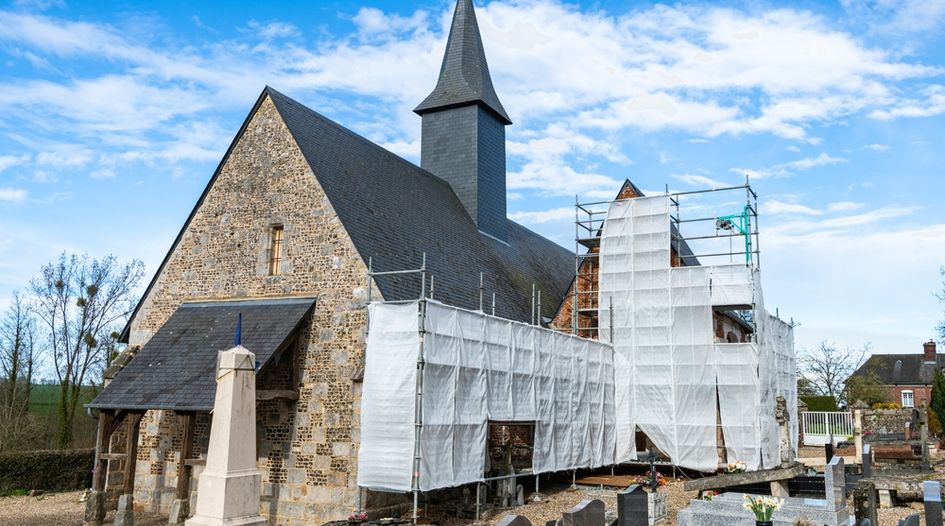 France sanctions church renovation cartel