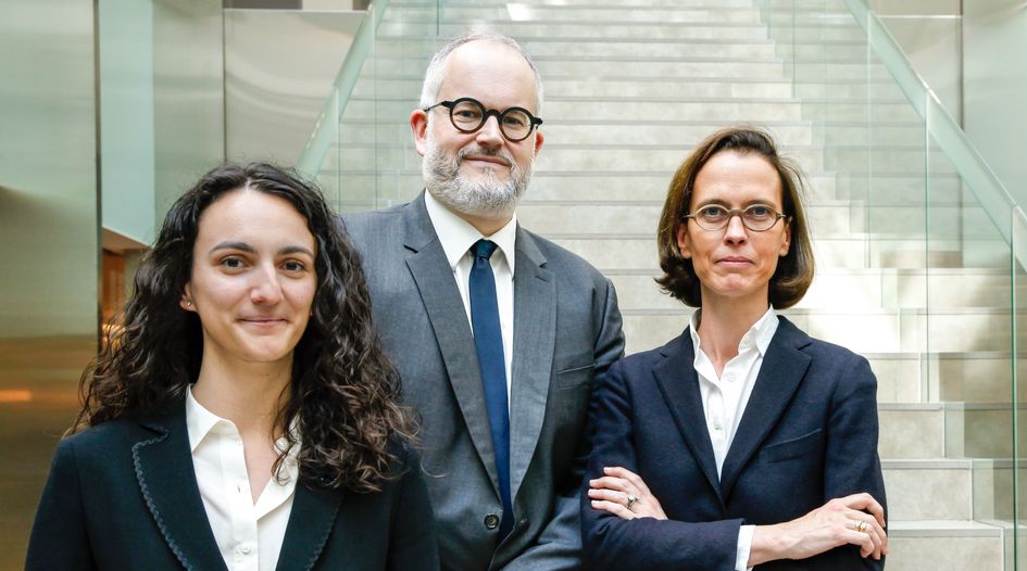 Eversheds team head to HFW in Paris