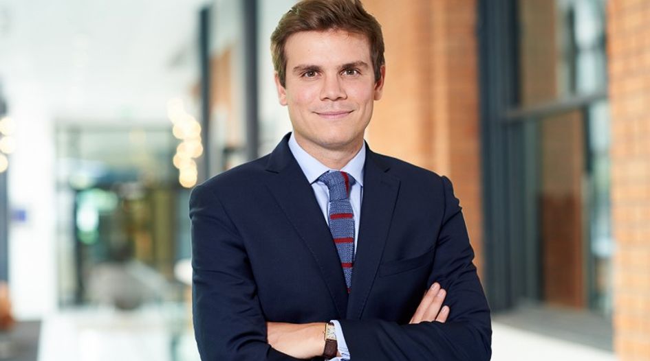 Derains &amp; Gharavi hires counsel