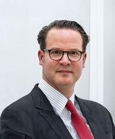 Kai F Schumacher