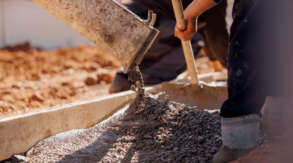 Algerian cement award enforced in Paris