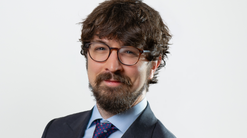 Arias promotes in Madrid