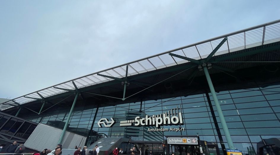 OM fines three Suriname banks over handling of bulk cash shipments